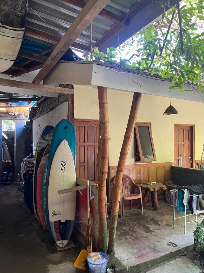 Big Daddy'S Surfcamp Apartment Pasanggaran Exterior photo