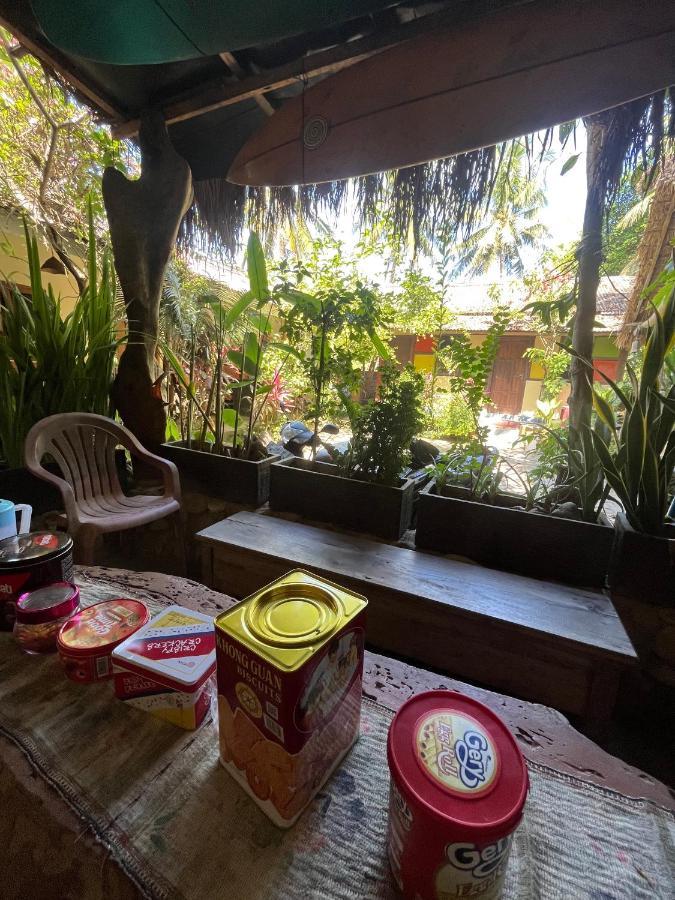 Big Daddy'S Surfcamp Apartment Pasanggaran Exterior photo