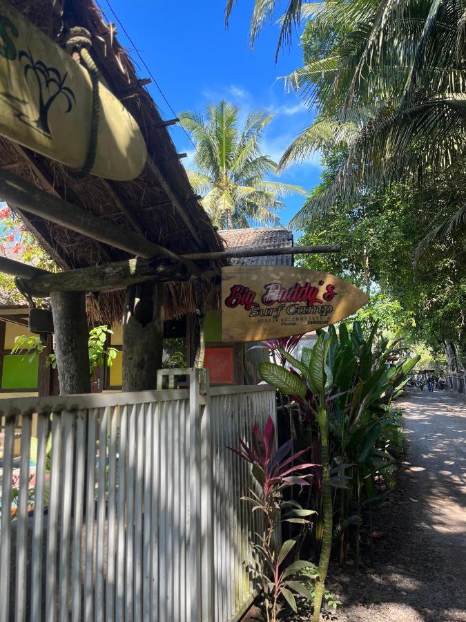 Big Daddy'S Surfcamp Apartment Pasanggaran Exterior photo