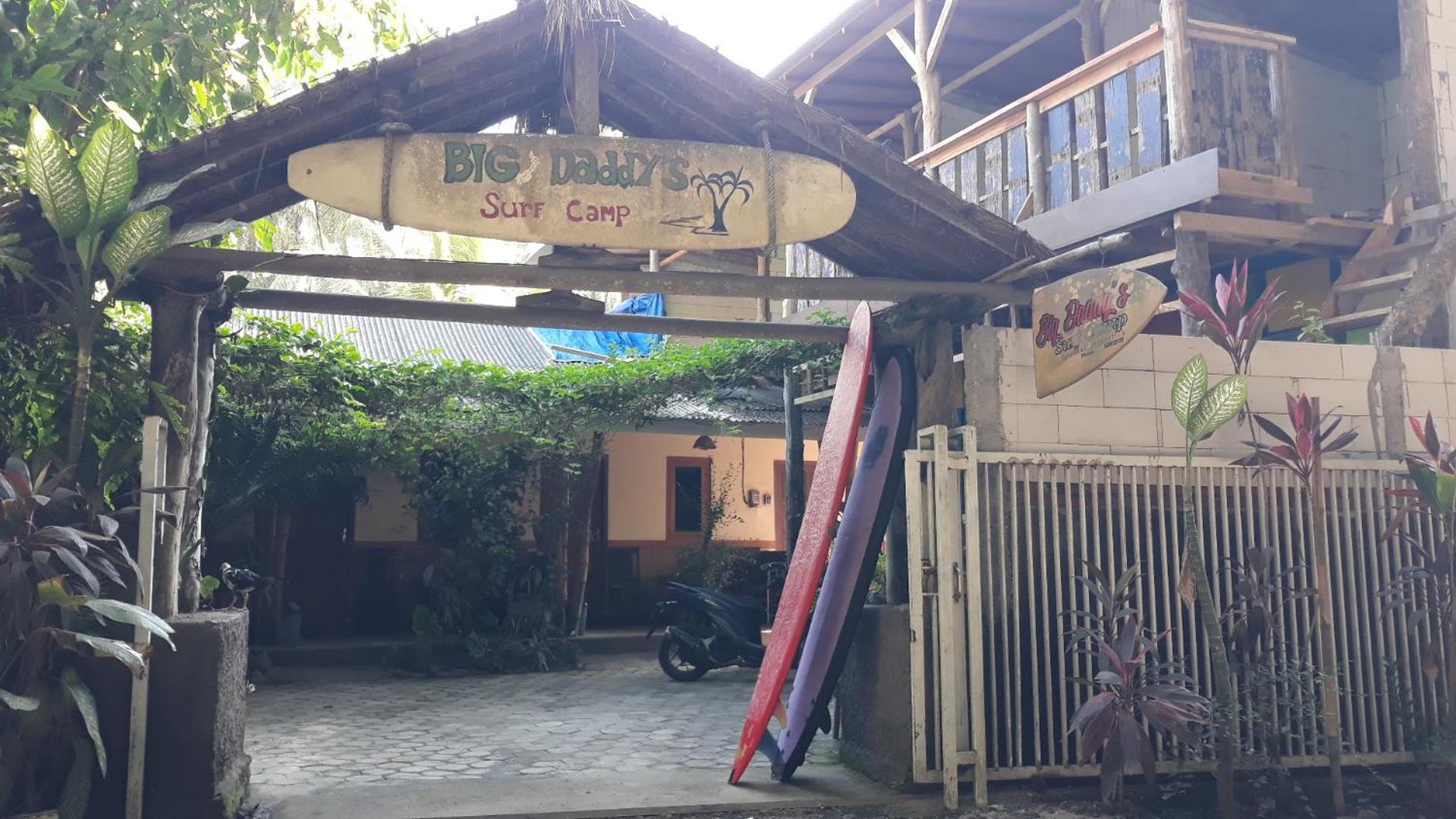 Big Daddy'S Surfcamp Apartment Pasanggaran Exterior photo