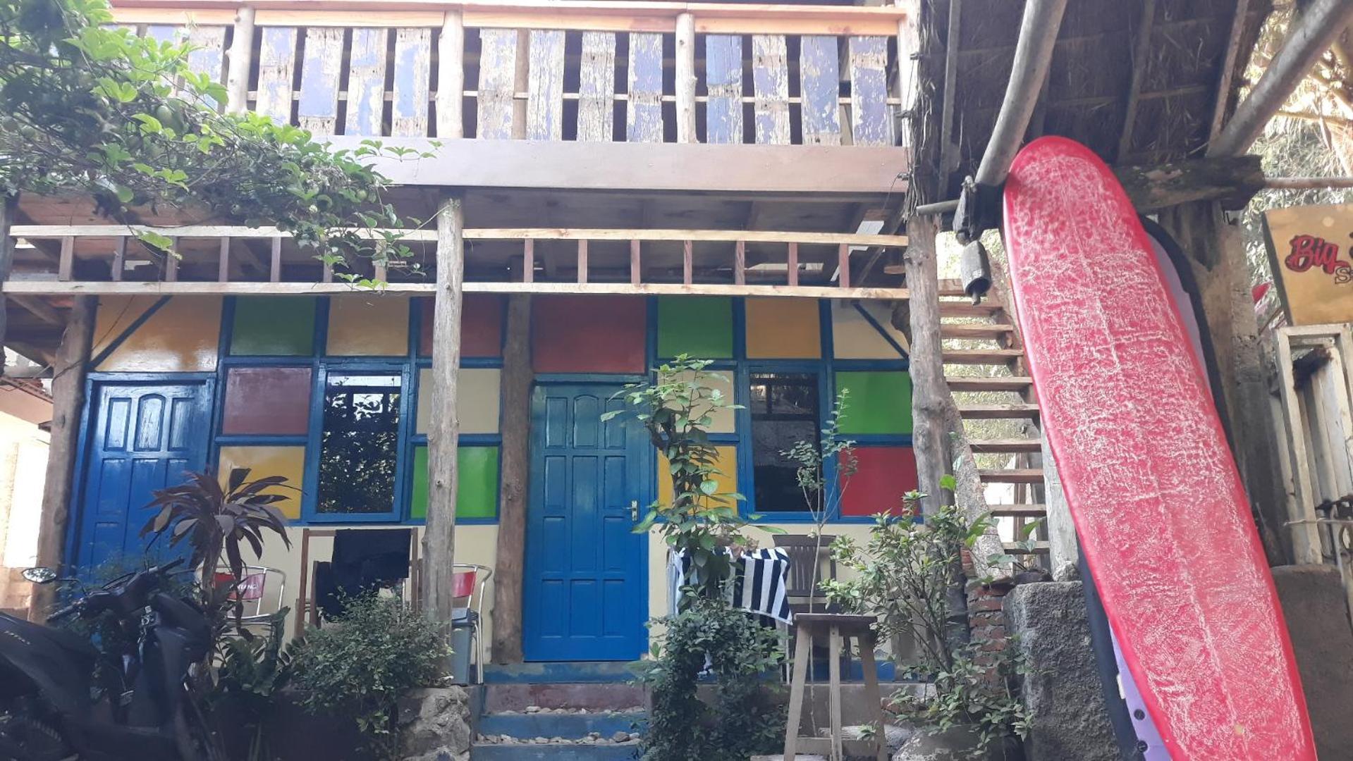 Big Daddy'S Surfcamp Apartment Pasanggaran Exterior photo